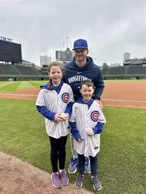 Glenview pediatric patient serves Chicago Cubs as honorary bat girl: ‘One of the best days of our life’